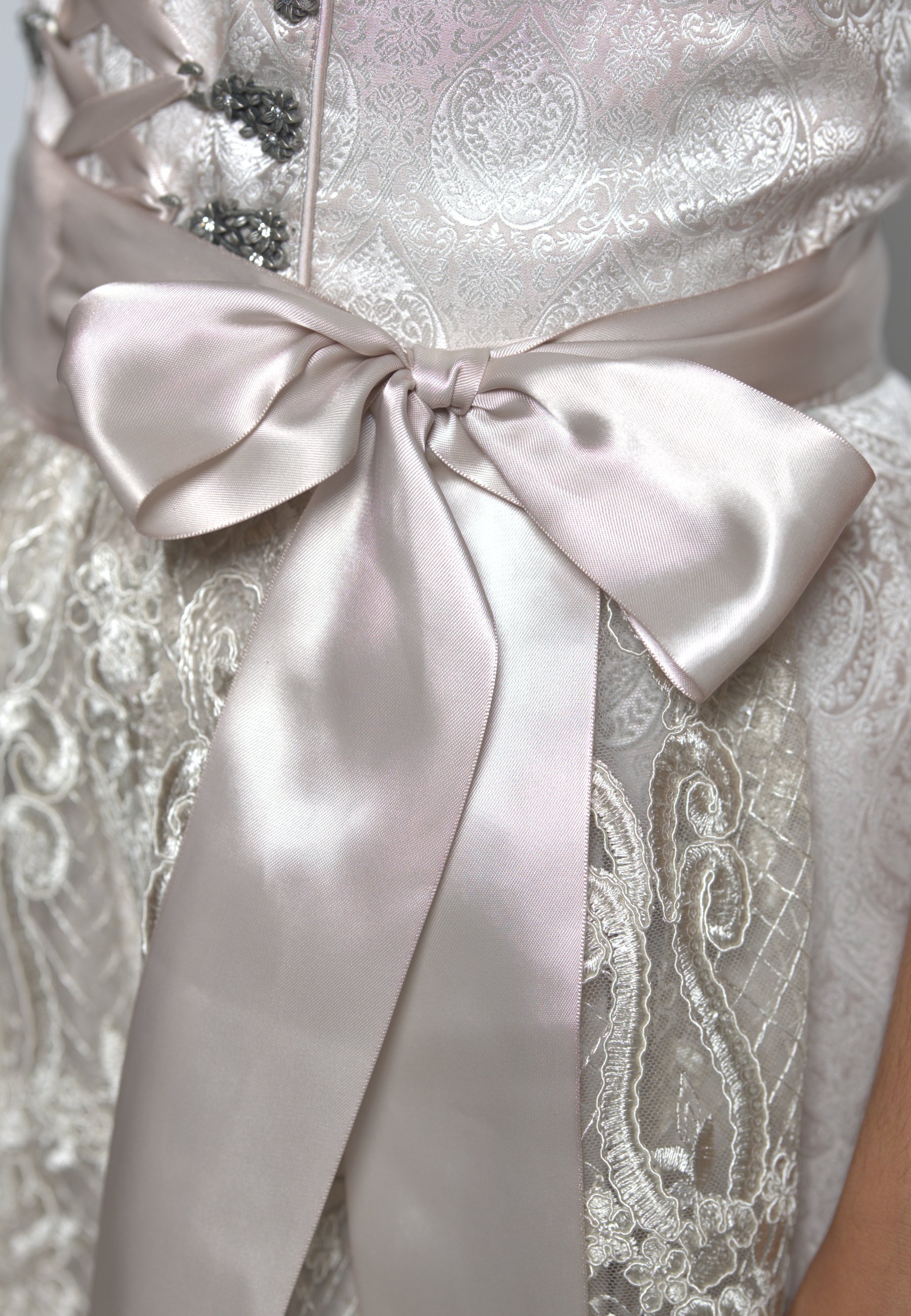 Dirndl Stella Creme Trachtenkleid Oktoberfest inkl. Schürze Damen